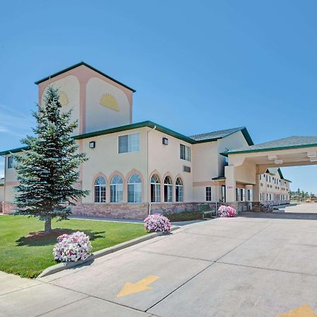 Days Inn By Wyndham Laramie Esterno foto